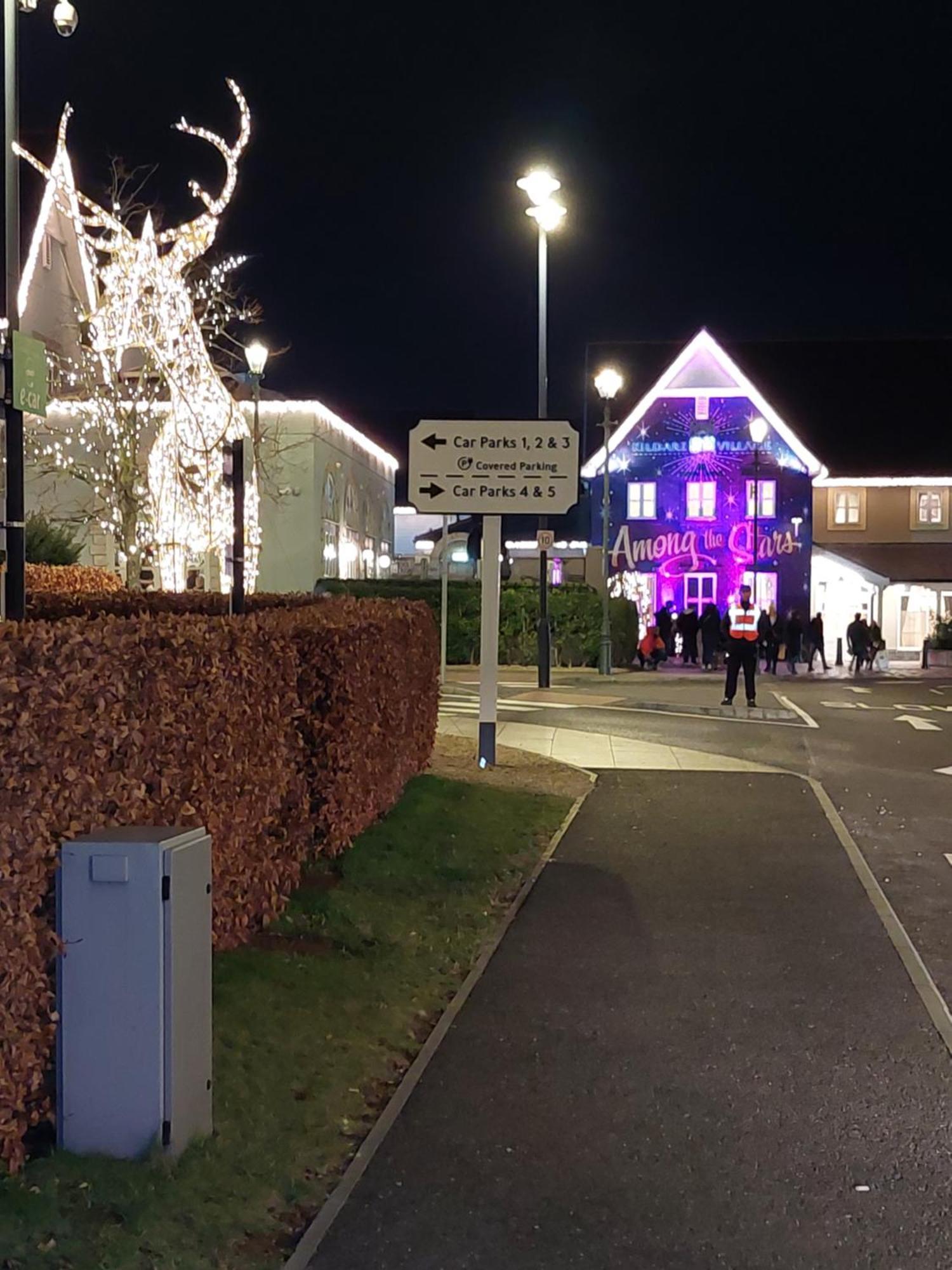 The Veterinary @ Kildare Village Exteriör bild